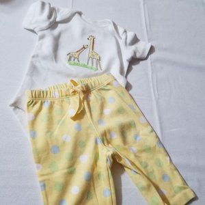 Gymboree Brand New Baby Giraffe 0-3 month NWT pants & Bodysuit.
